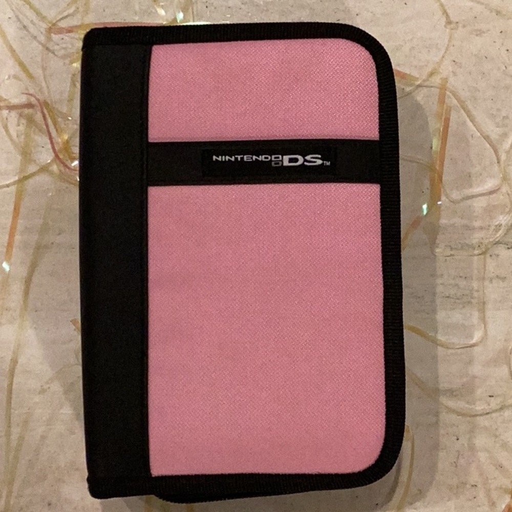 Nintendo DS Carrying Case For DS Lite Console & Cartridges Pink Vintage Carry